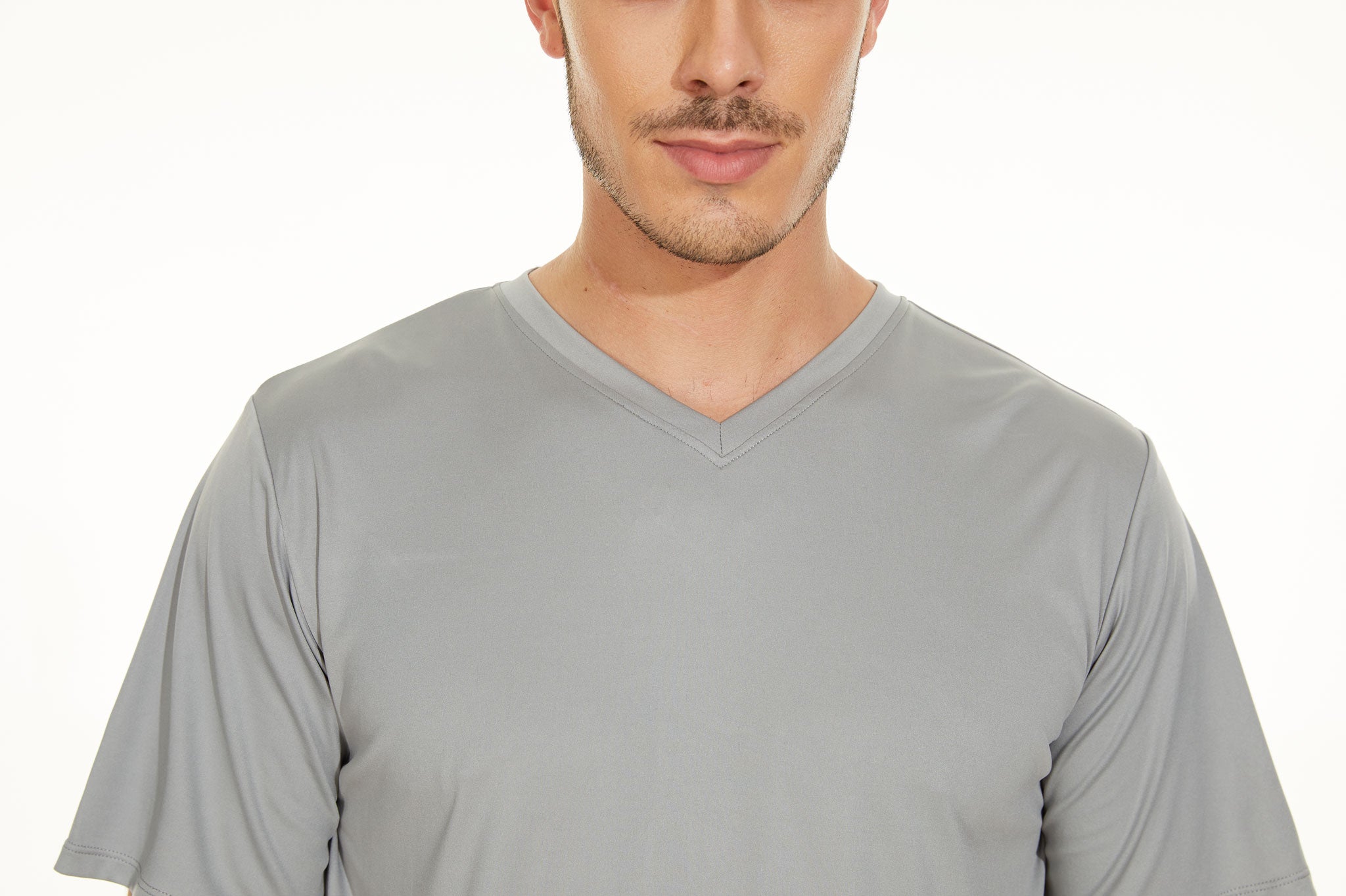 メンズ VネックTシャツ&ショートパンツ セット