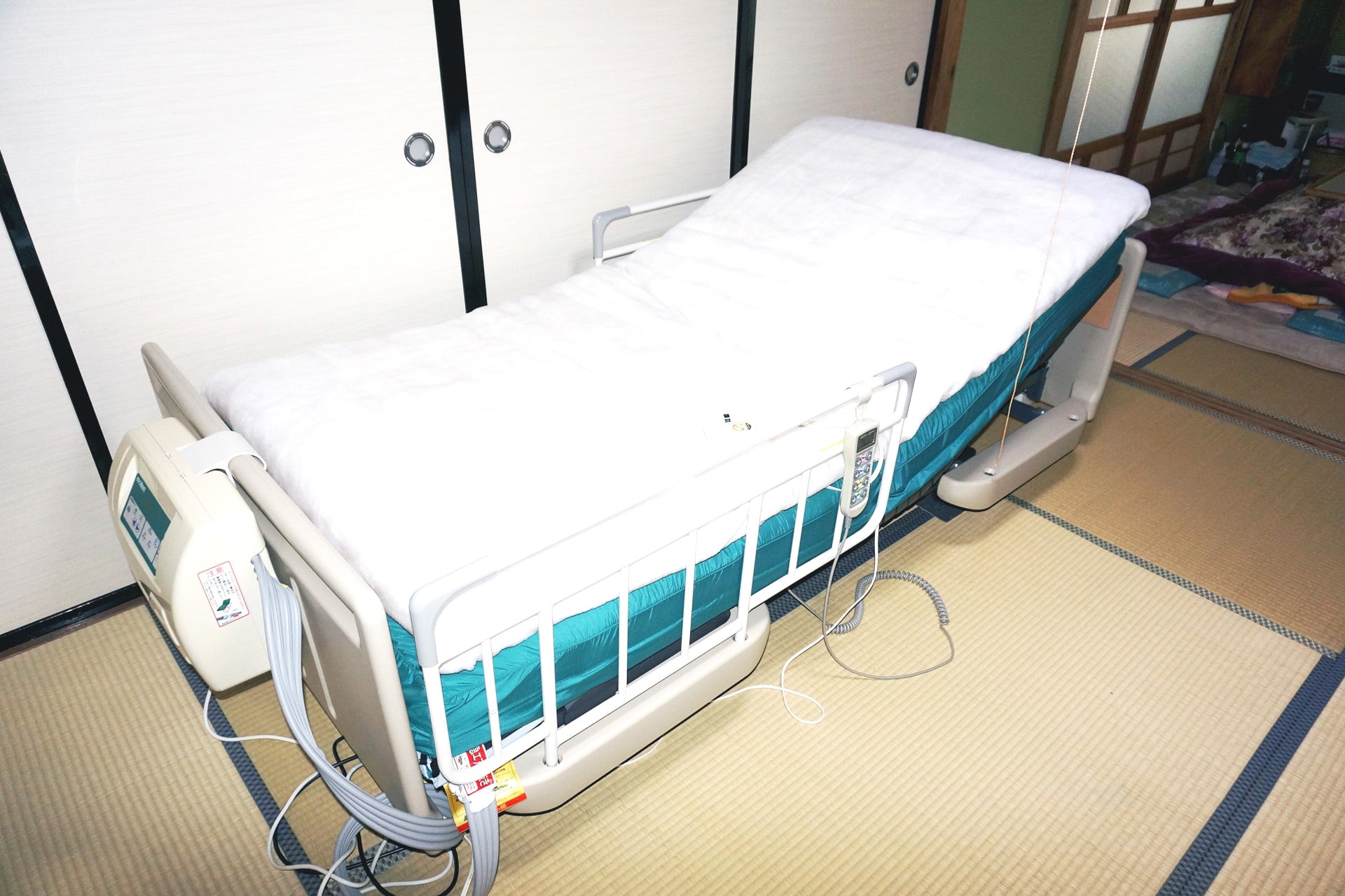 パーキンソン病患者に可動式ベッドが理想的な理由