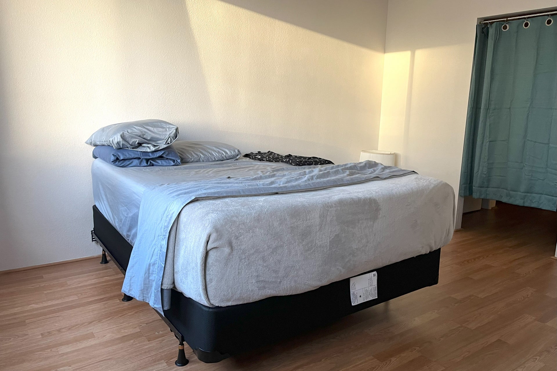 寝具の色彩心理とパーキンソン病に関連性はあるのか？