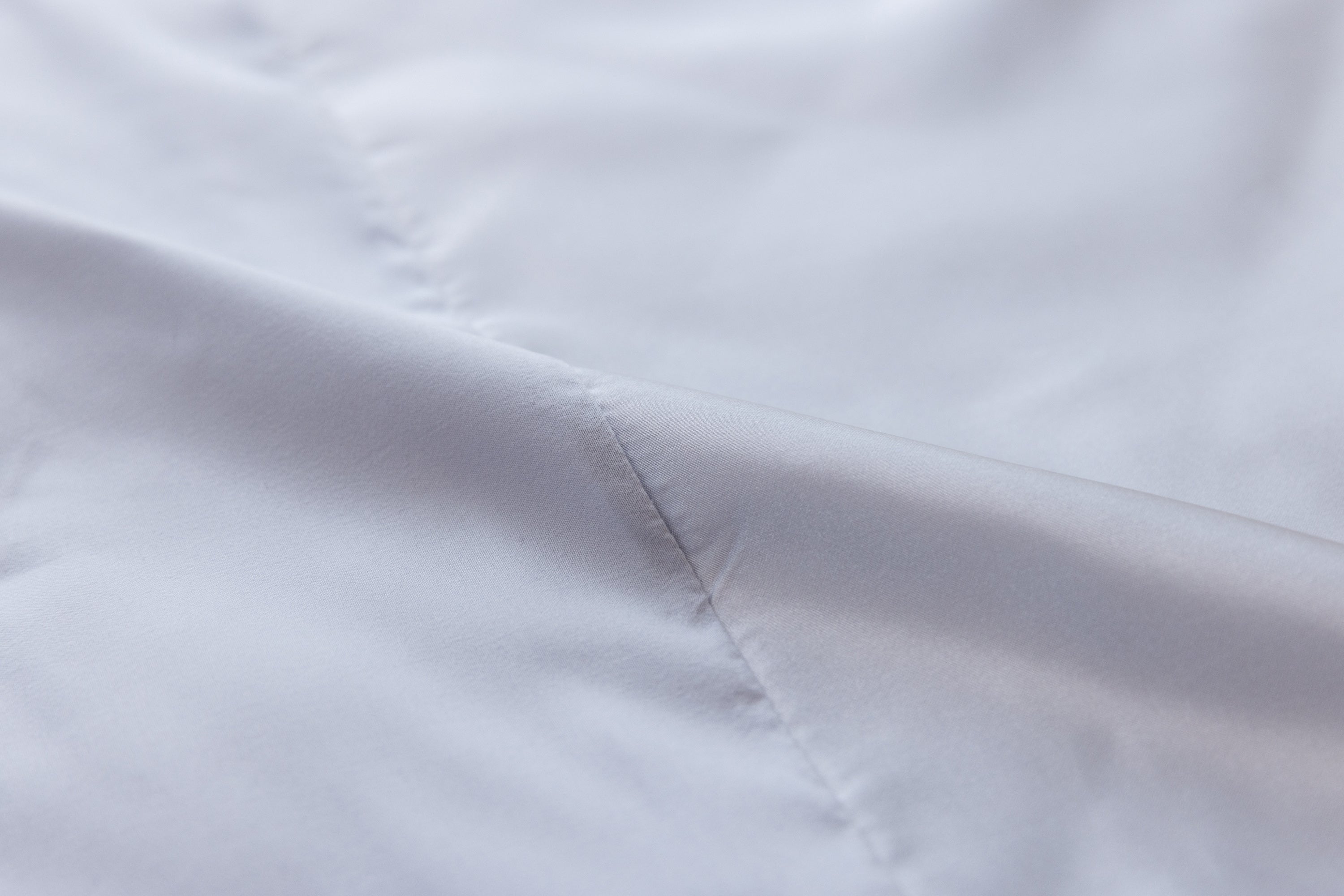 {カラー：アークティックアイス}